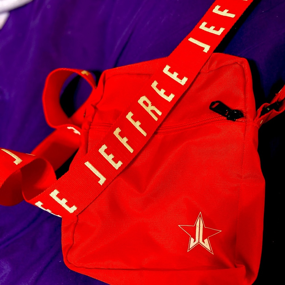 Jeffree Star Crossbody bag